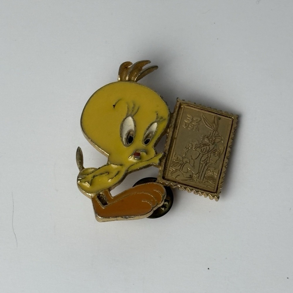 1997 USPS Looney Tunes Stamp Collection Pin Tweety Bird & Bugs Bunny 32 cents